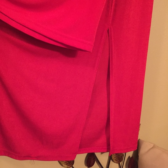 Nexxen Red Slit Skirt and Sleeveless Top Set-S - Picture 4 of 8